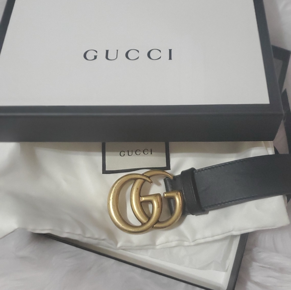 **SOLD** Gucci belt - Picture 3 of 5